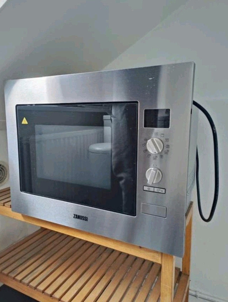Zanussi combi oven magnetron gebruikt als tussenoplossing, Witgoed en Apparatuur, Magnetrons, Ophalen, Zo goed als nieuw, Vrijstaand