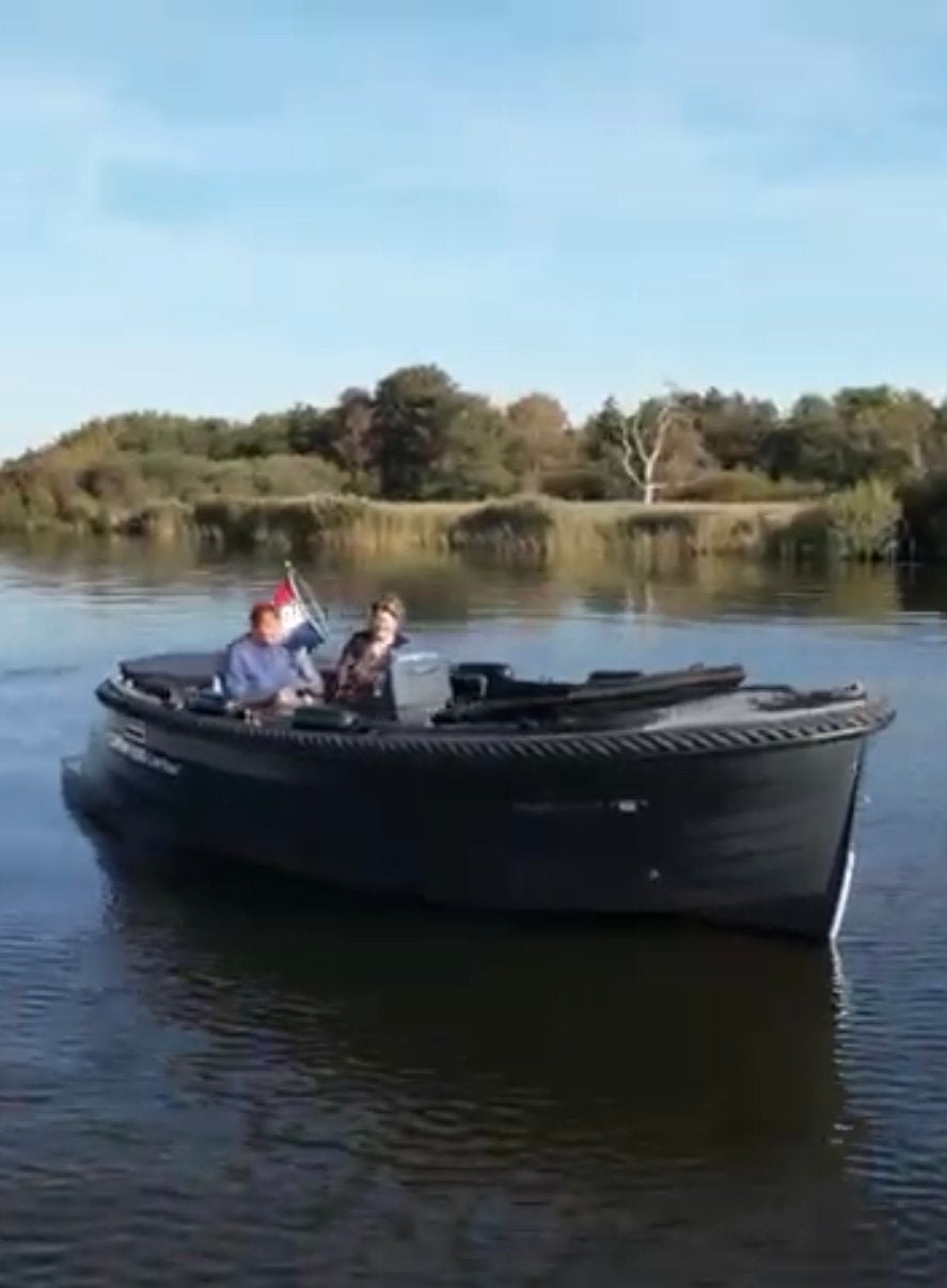 Corsiva 690 Tender sloep, B.J. 2018 Suzuki 115 pk + trailer, Watersport en Boten, Sloepen, Ophalen, Tender, Zo goed als nieuw