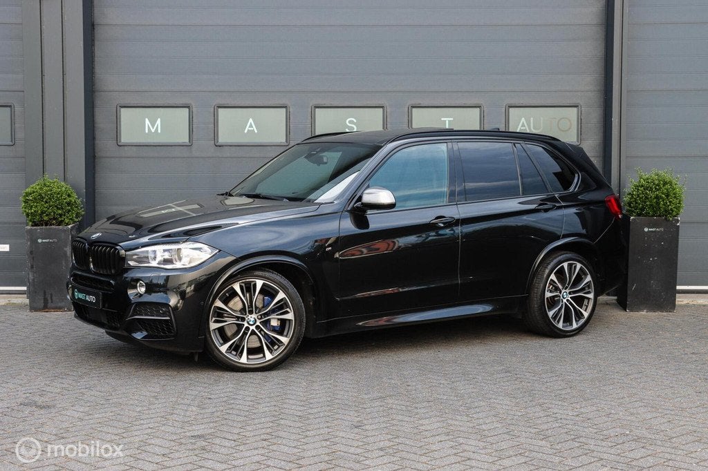 BMW X5 M50d M Sport 7p.|PANO|H&K|ACC|HEAD-UP|CAMERA|MEMORY|L, Auto's, Automaat, 15 km/l, 2993 cc, 7 stoelen