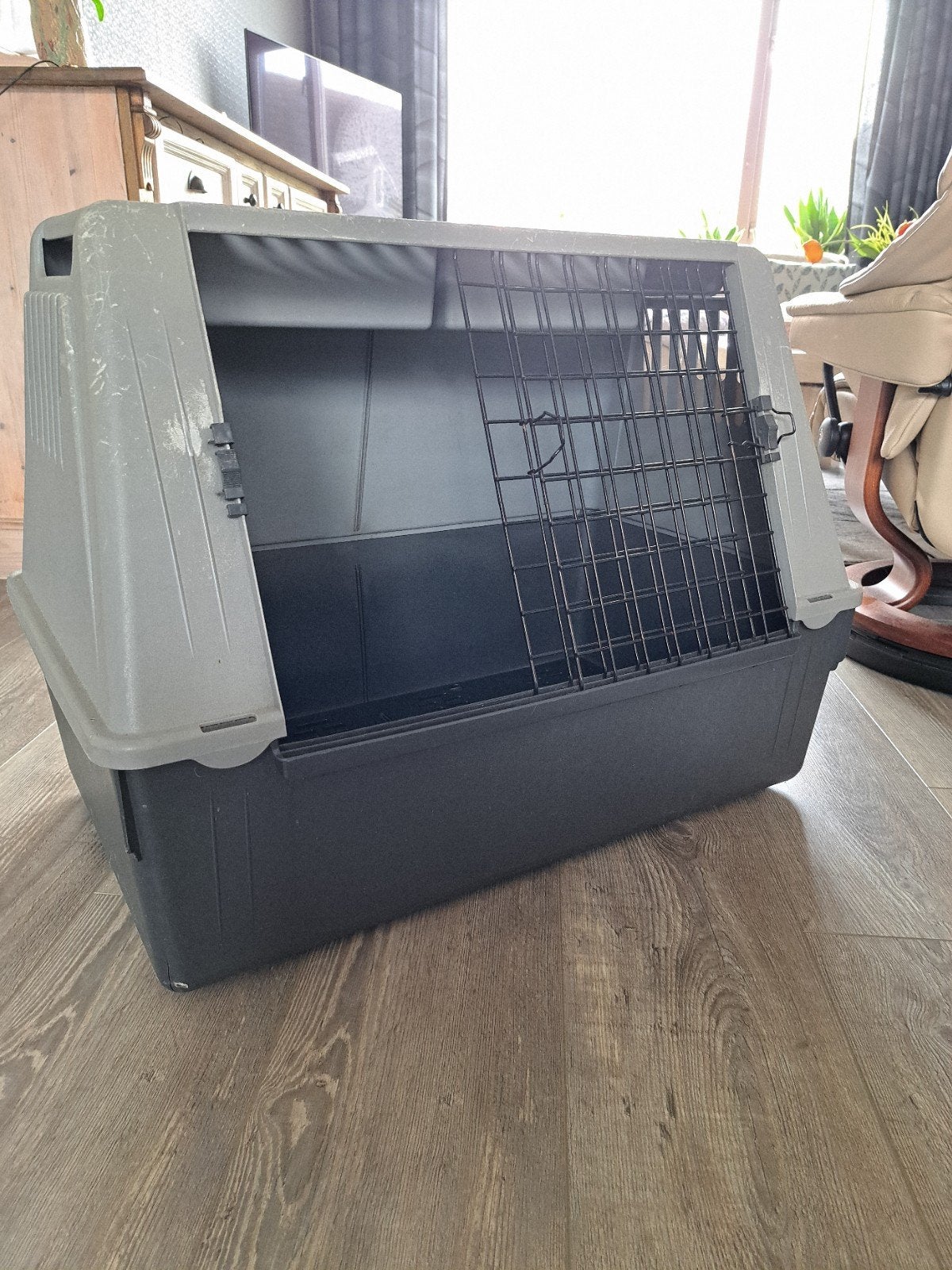 Grote hondenbench, Dieren en Toebehoren, Ophalen of Verzenden, Zo goed als nieuw, 75 tot 110 cm, Minder dan 65 cm