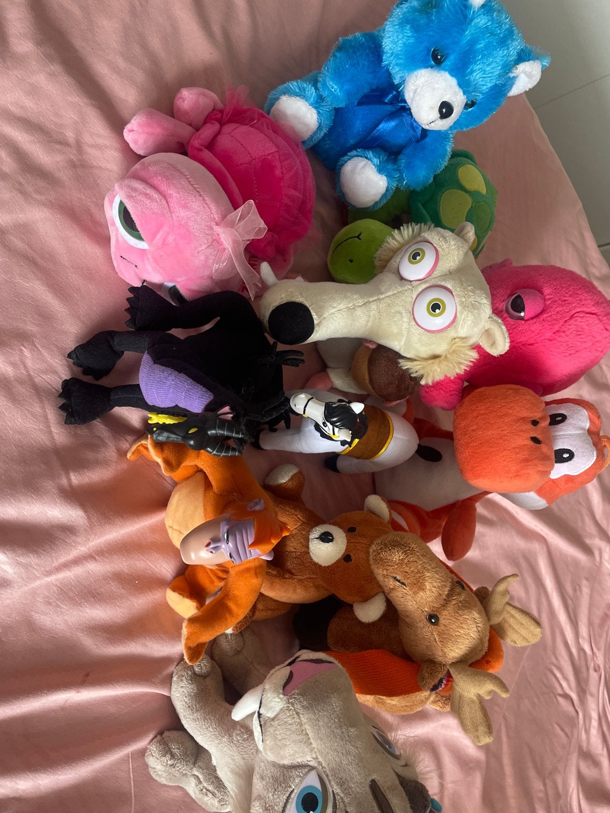 Grote collectie knuffels van diverse karakters, Gebruikt, Overige merken, Disney, Beer