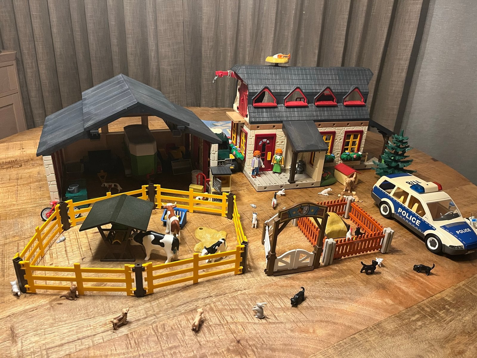 Playmobil 4055 grote boederij met schuur, Gebruikt, Gebouw, Complete set, Ophalen of Verzenden