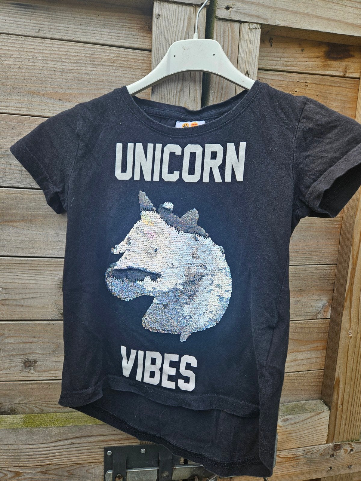 Zwart T-shirt met eenhoorn pailletten (maat 134/140), Kinderen en Baby's, Kinderkleding | Maat 134, Gebruikt, Meisje, Ophalen of Verzenden