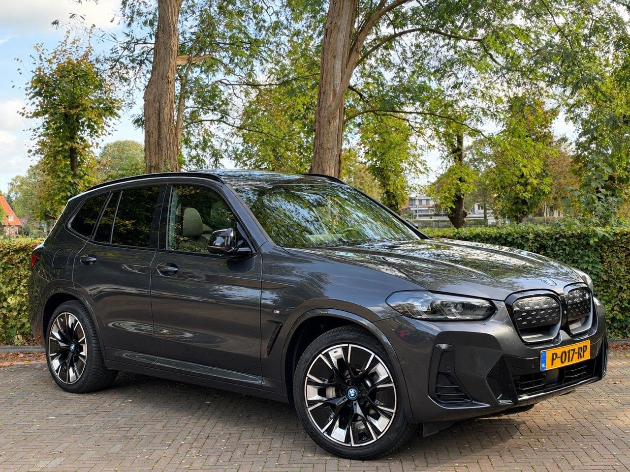 BMW iX3 High Executive 80 Kwh (bj 2022, automaat), Auto's, Automaat, Gebruikt, 750 kg, 110 €/maand