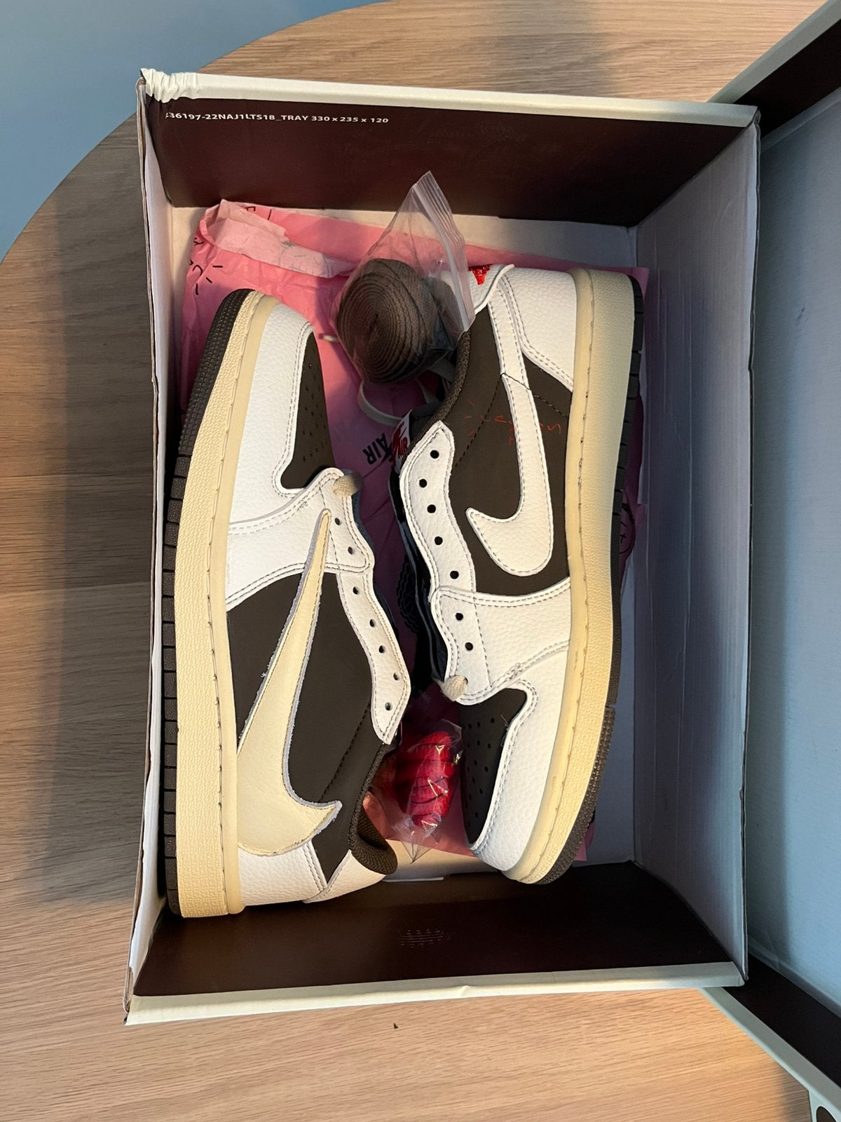 Travis Scott x Nike, Bruin, Verzenden, Nieuw, Sneakers of Gympen
