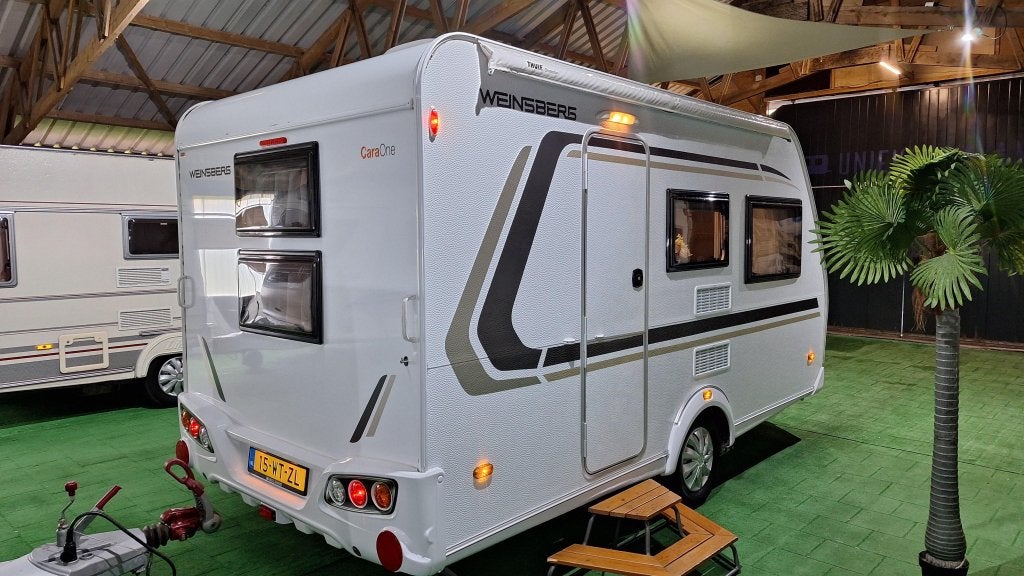 Weinsberg CaraOne 400 LK Airco/Luifel/Mover, Caravans en Kamperen, Caravans, Standaardzit, Dwarsbed, Bedrijf, Niet ingevuld