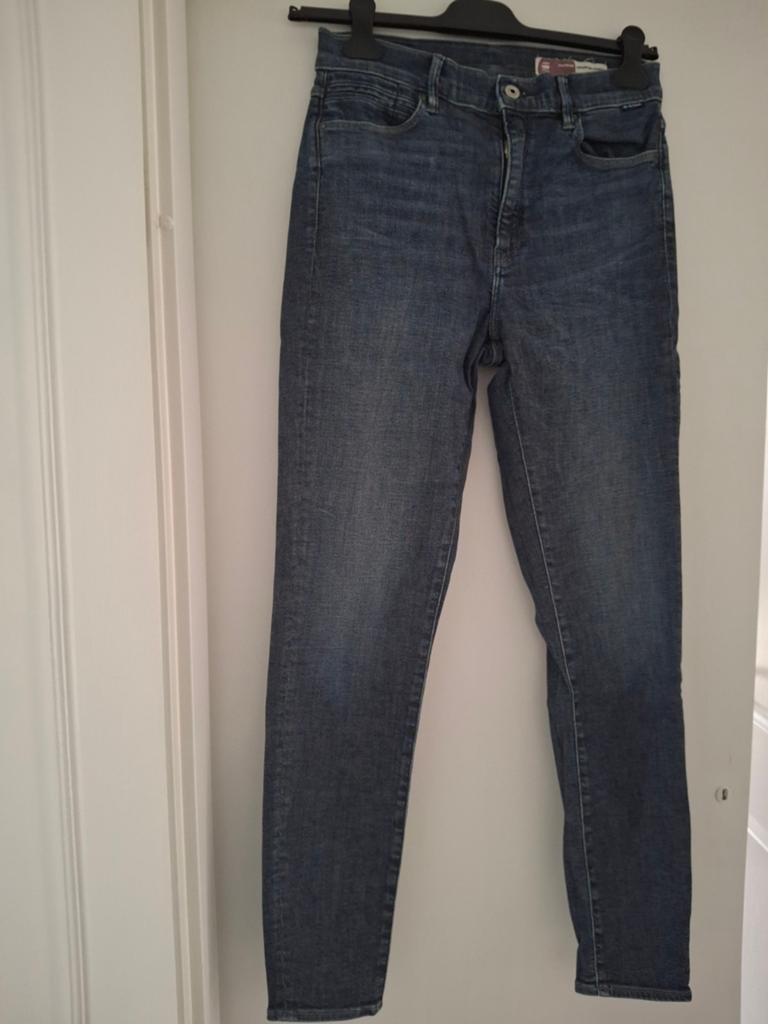 G-star spijkerbroek, Kleding | Dames, Ophalen of Verzenden, Zo goed als nieuw, Blauw, W30 - W32 (confectie 38/40)