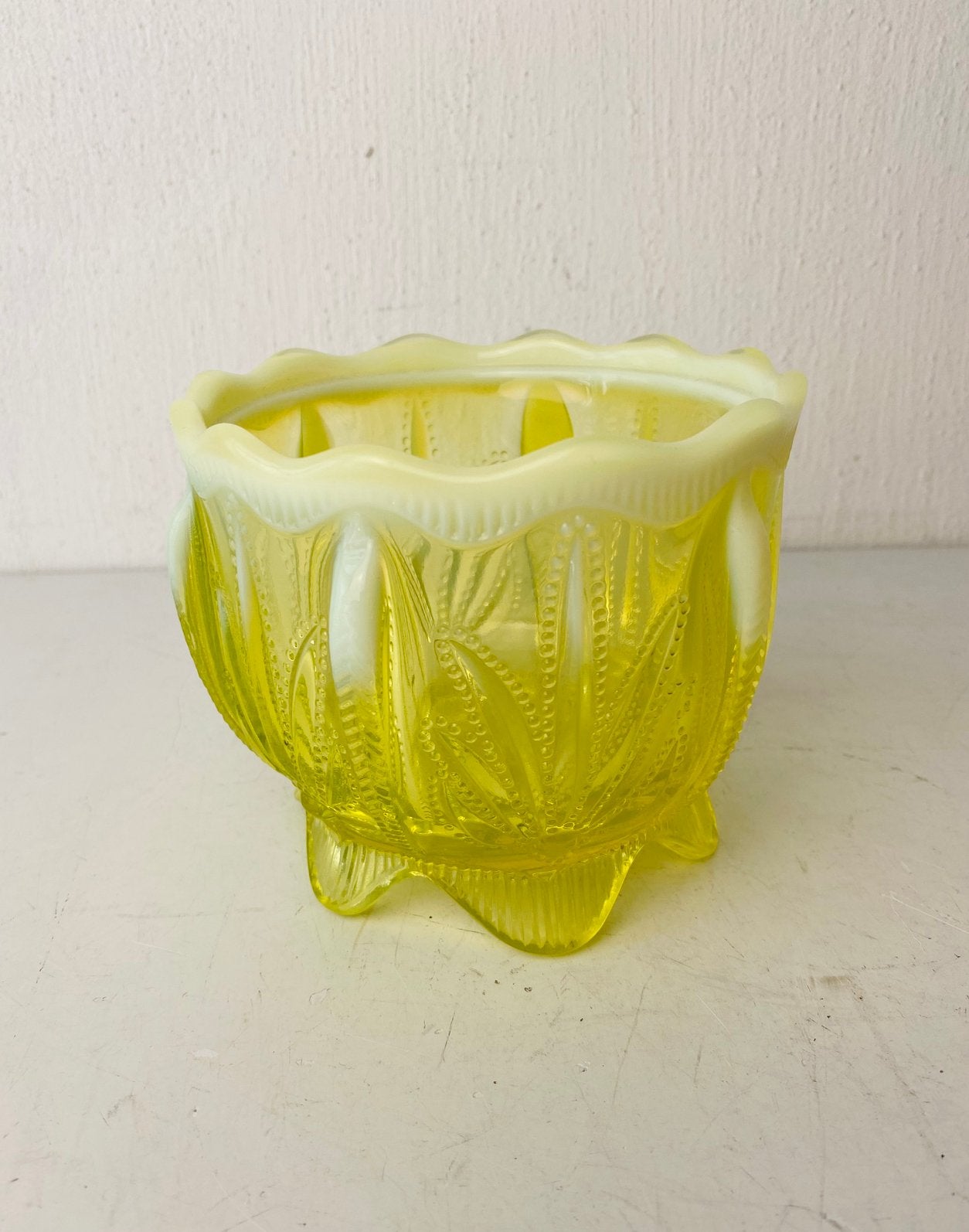 Uranium glas Fenton cactus schaal / potje , jaren 20, Ophalen of Verzenden