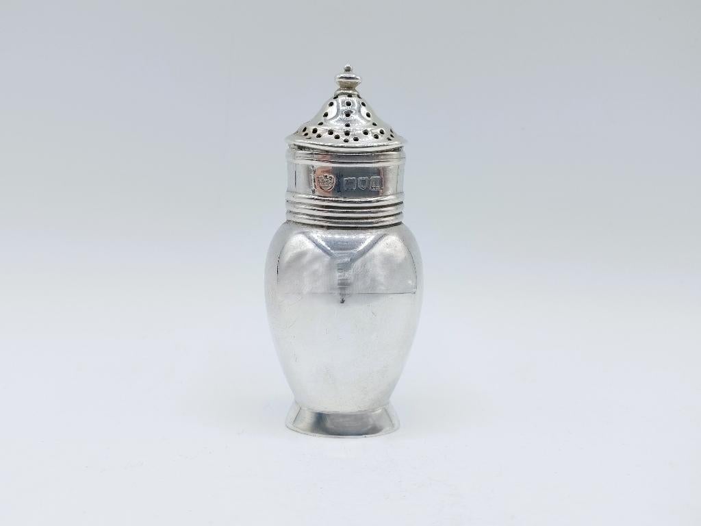 Zilveren strooibus, W.M.J.S. Barnard, Londen, 1908, Antiek en Kunst, Verzenden
