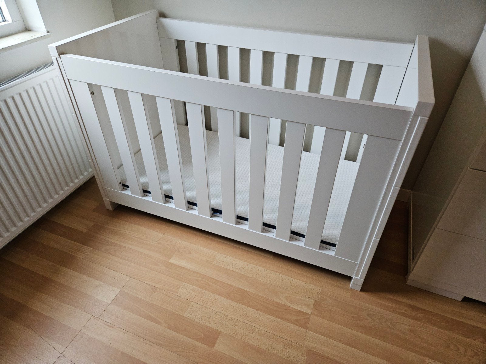 Interbaby Ledikant met AeroSleep Matras - Wit, Kinderen en Baby's, Ophalen, Gebruikt, Ledikant