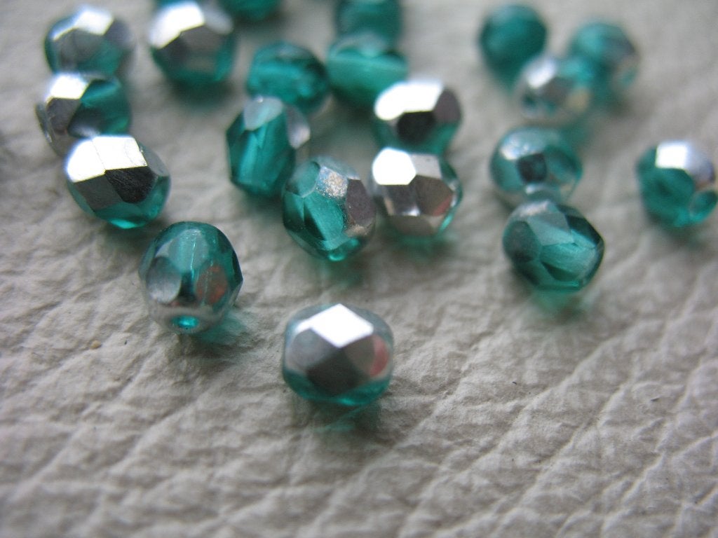 partij van 1000 tsjechische turquoise crystal kralen, Ophalen of Verzenden, Nieuw, Kraal