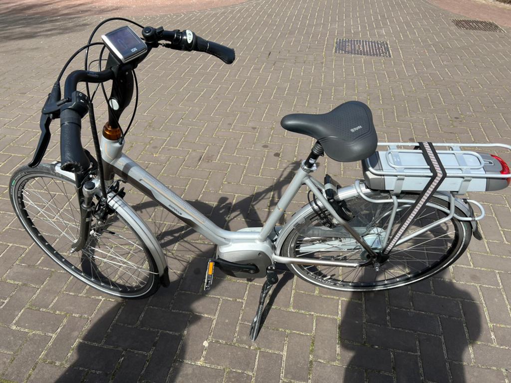 Elektrische Batavus dames fiets, Fietsen en Brommers, Elektrische fietsen, 55 tot 59 cm, Ophalen, Zo goed als nieuw, Batavus