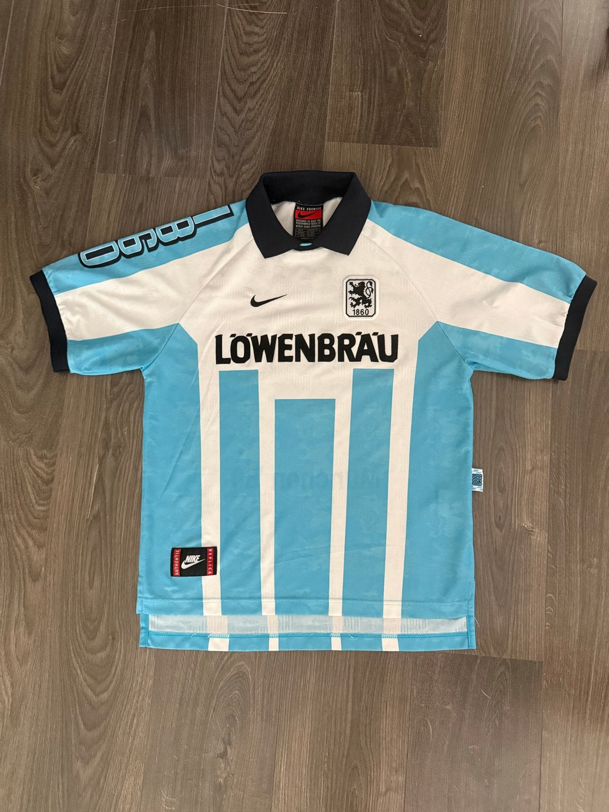1860 München Vintage Nike Thuisshirt 1997-1998 - Maat M, Ophalen of Verzenden, Zo goed als nieuw, Voetbal, Meerkleurig