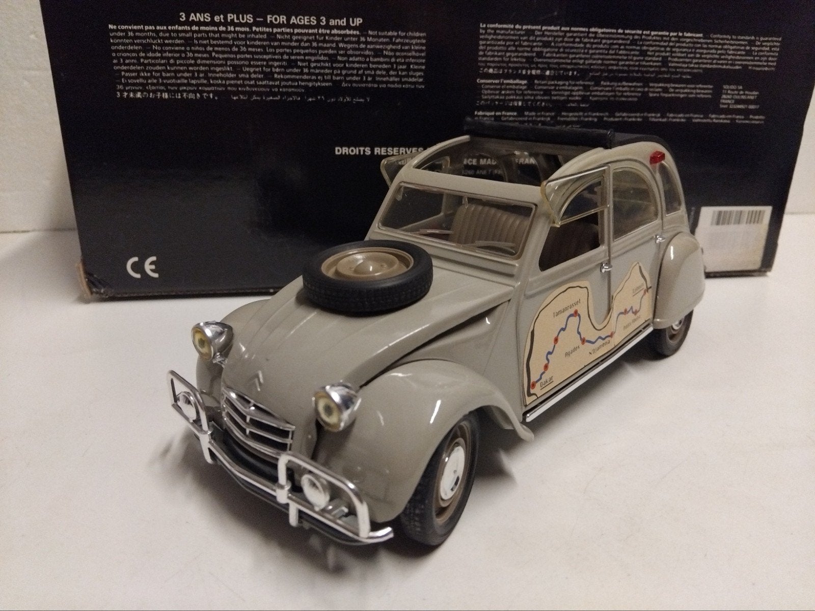 Citroen 2 CV Raid Rally DAKAR  beige 1966 Solido 1:17 KRD, Ophalen of Verzenden, Zo goed als nieuw, Auto, Solido