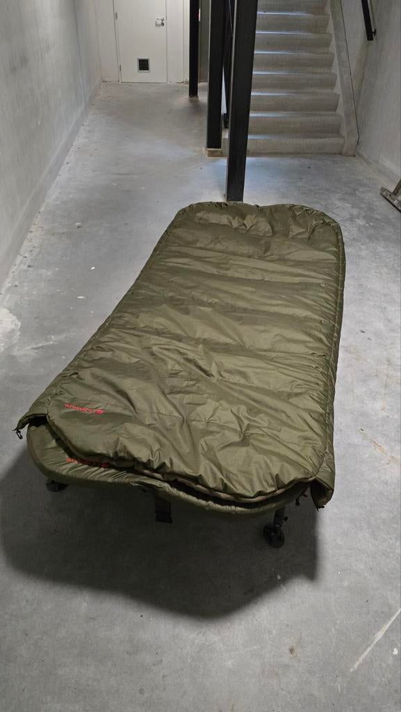stretcher met slaapzak, Ophalen, Gebruikt