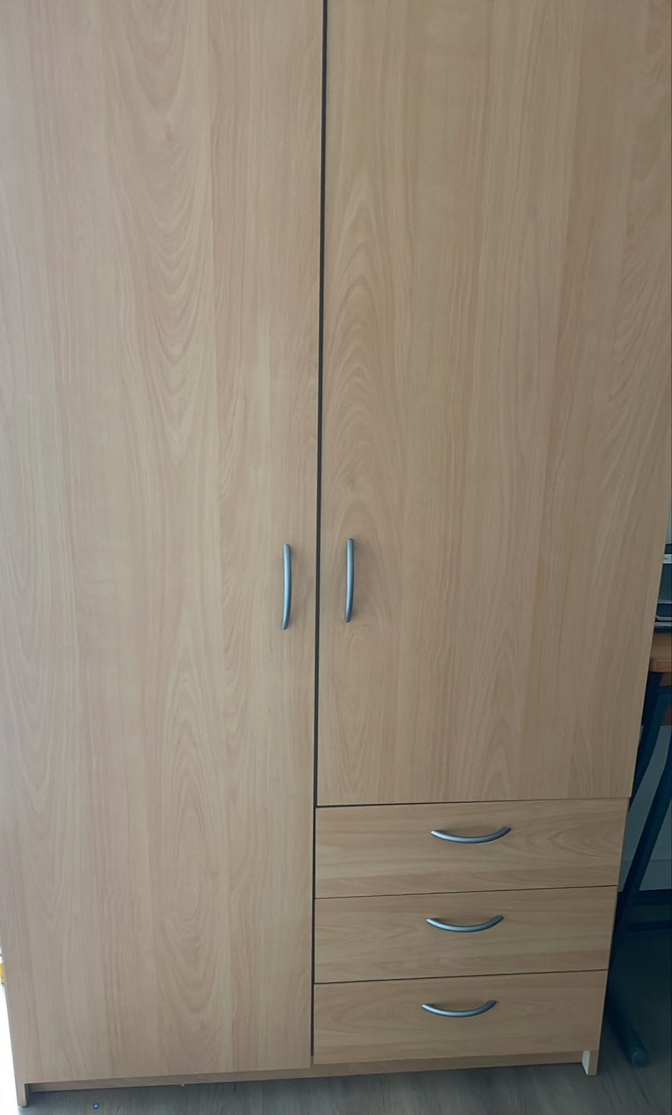 Kledingkast (gratis af te halen), Gebruikt, 50 tot 100 cm, 150 tot 200 cm, 25 tot 50 cm