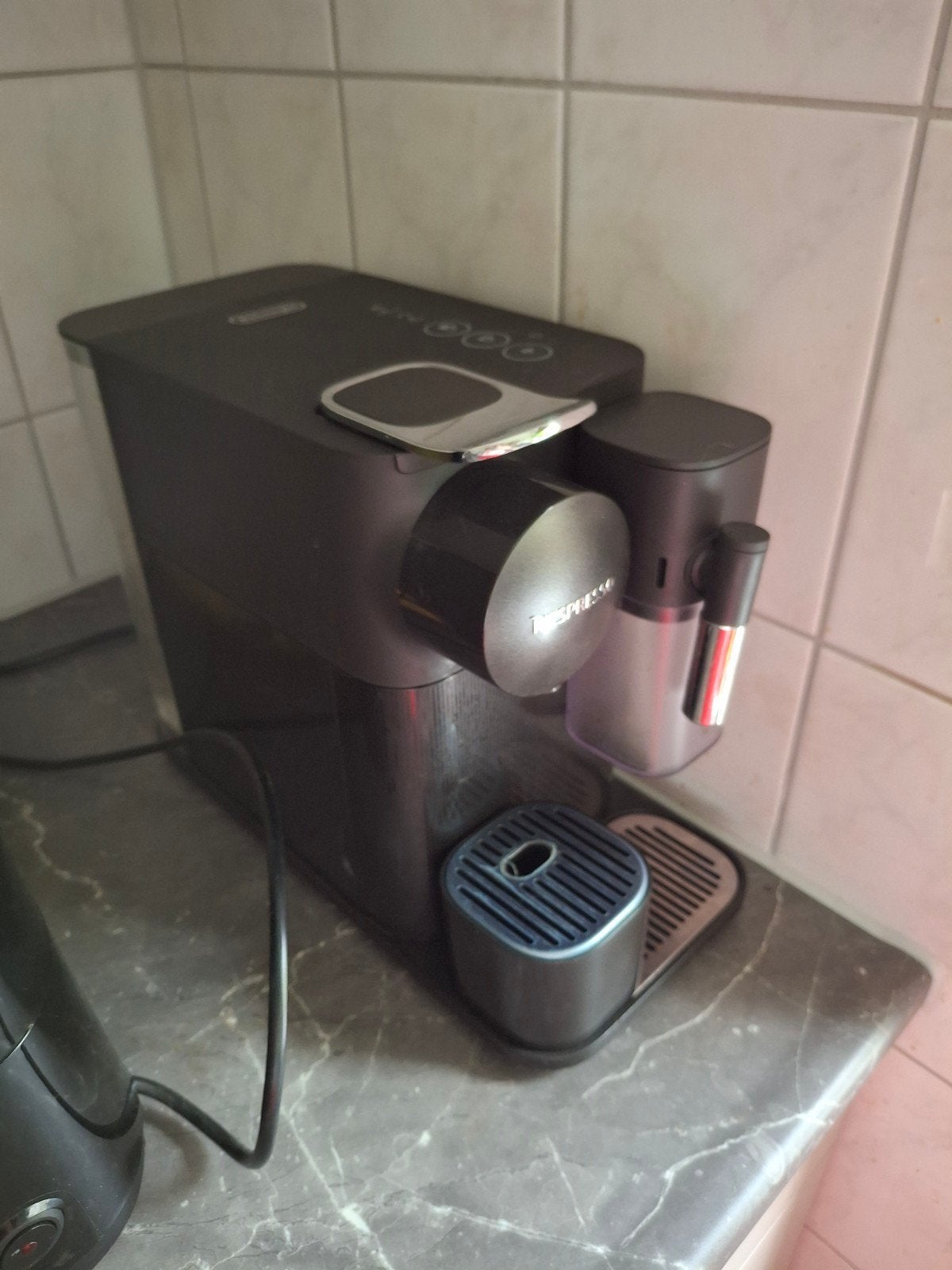 Nespresso Vertuo Next koffiemachine - Zo goed als nieuw