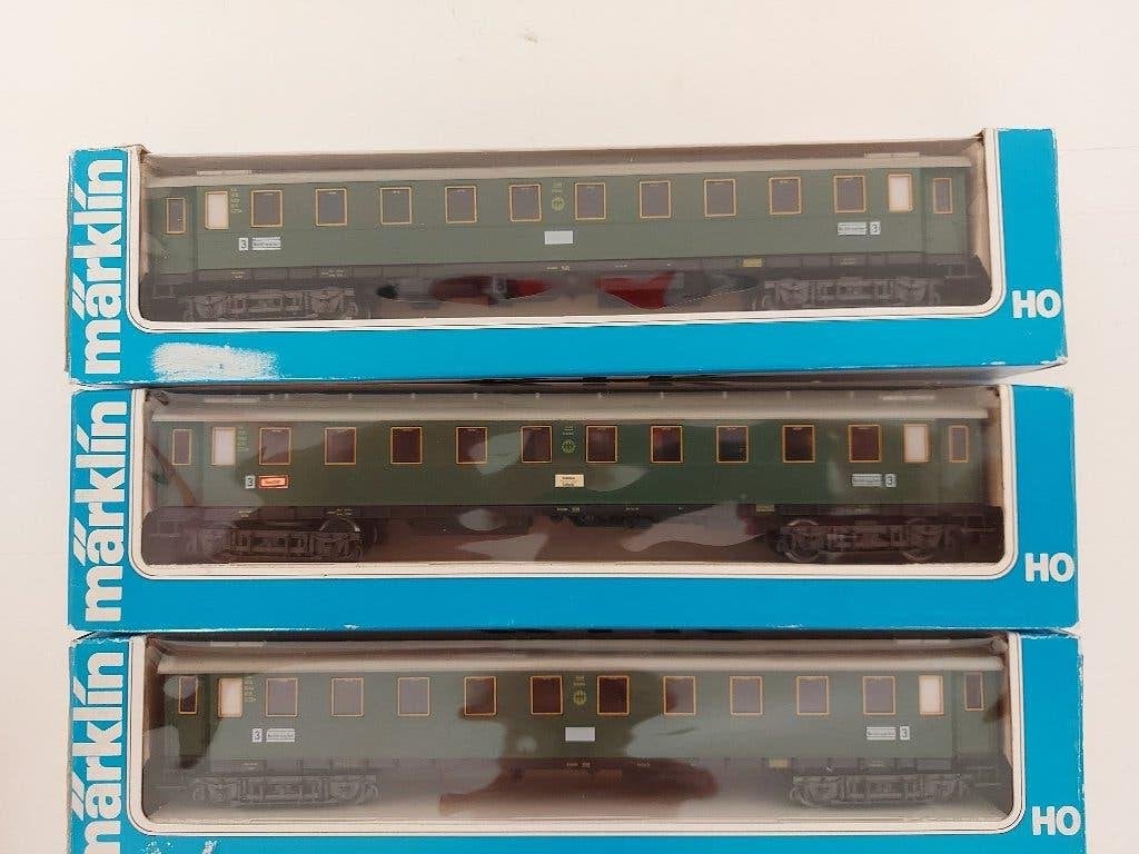 3 Marklin personenwagons van de DR de 4141, Hobby en Vrije tijd, Wisselstroom, Ophalen of Verzenden, Märklin, Nieuw