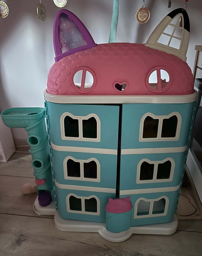 Gabby's Poppenhuis – met figuren en accessoires, Ophalen, Zo goed als nieuw, Poppenhuis