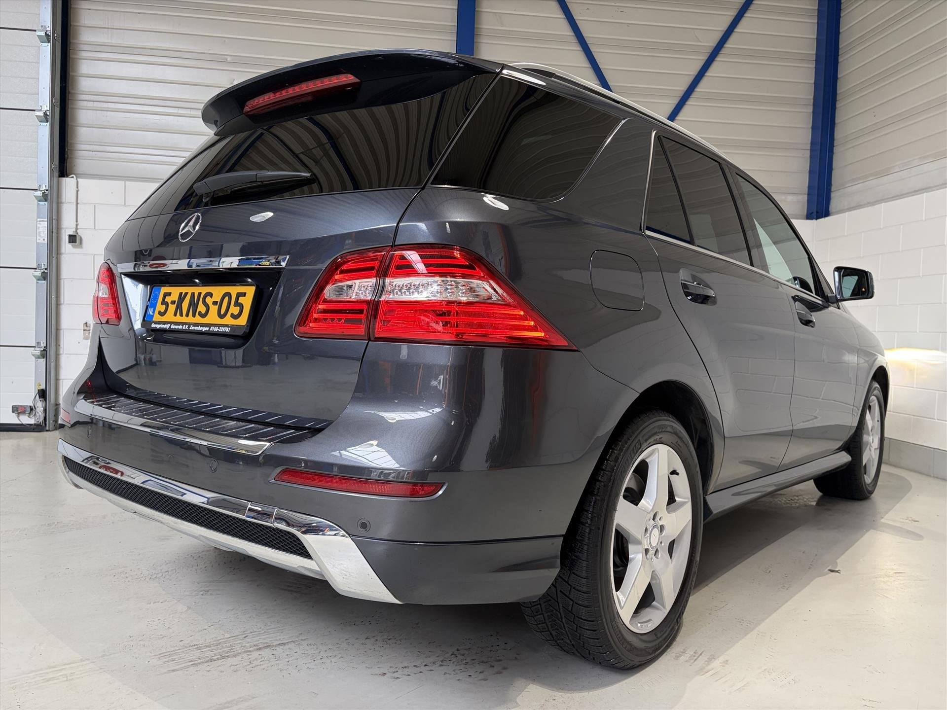 MERCEDES M-Klasse 350 306PK 7G 4Matic, 360 Cam, AMG-Line, Pa, Auto's, Gebruikt, Beige, Automatische klimaatregeling, Bedrijf