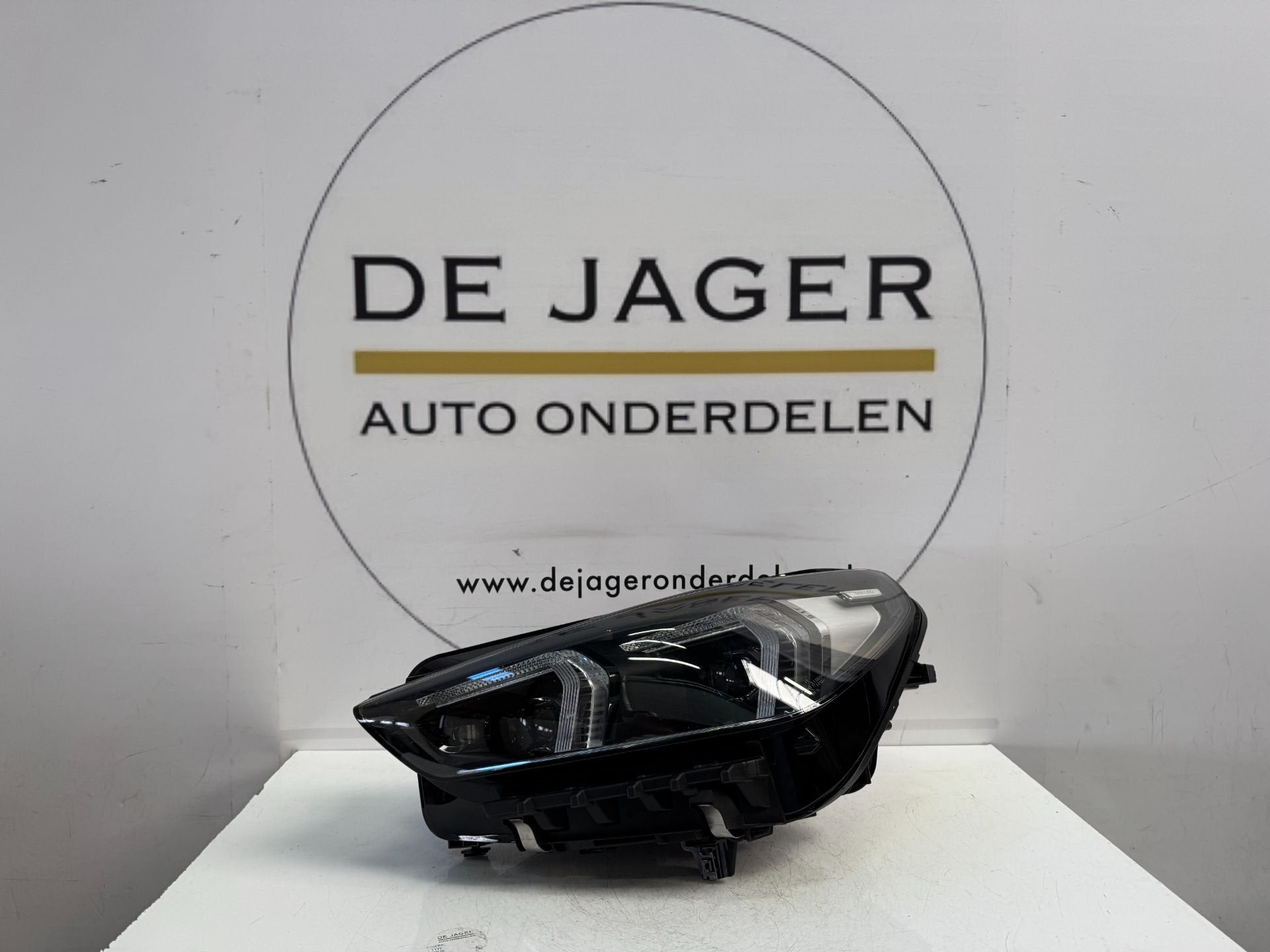 BMW X1 U11 VOL LED KOPLAMP LINKS 2022-, Petuelring 130
80788  Munich, DE, Gebruikt, Info@bmw.de, Ophalen of Verzenden