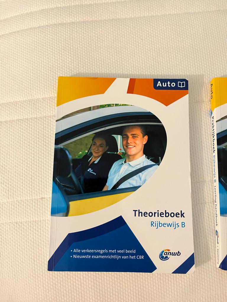 ANWB Theorieboek Rijbewijs B - Auto, Boeken, Ophalen of Verzenden, Gamma, Zo goed als nieuw, Niet van toepassing