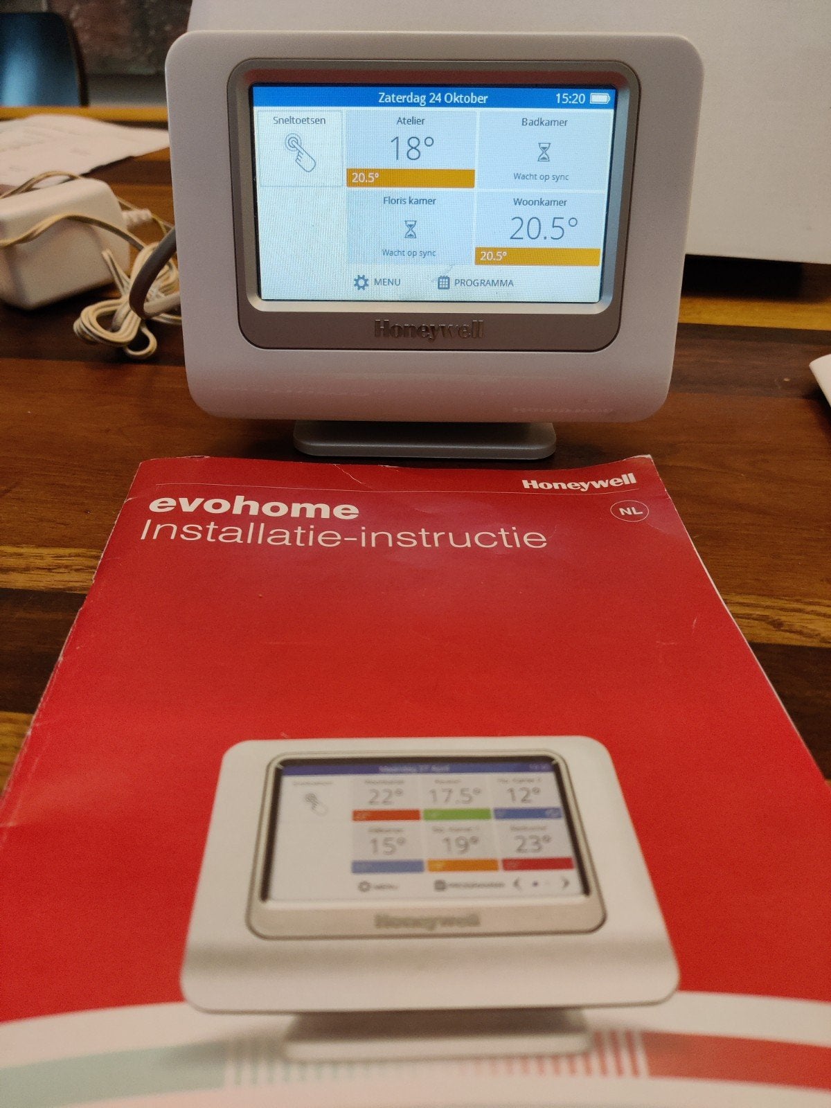 Honeywell Evohome ATC928G2000 Slimme Thermostaat Systeem, Ophalen of Verzenden, Slimme thermostaat, Gebruikt