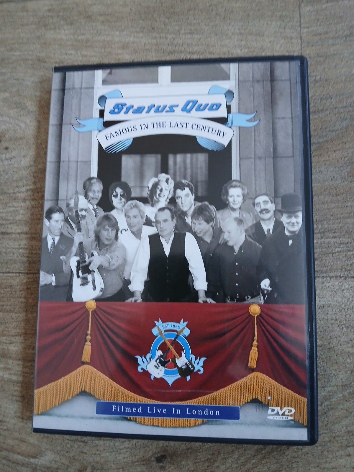 Status Quo - Famous in the Last Century DVD Live in London, Alle leeftijden, Ophalen of Verzenden, Zo goed als nieuw, Concert