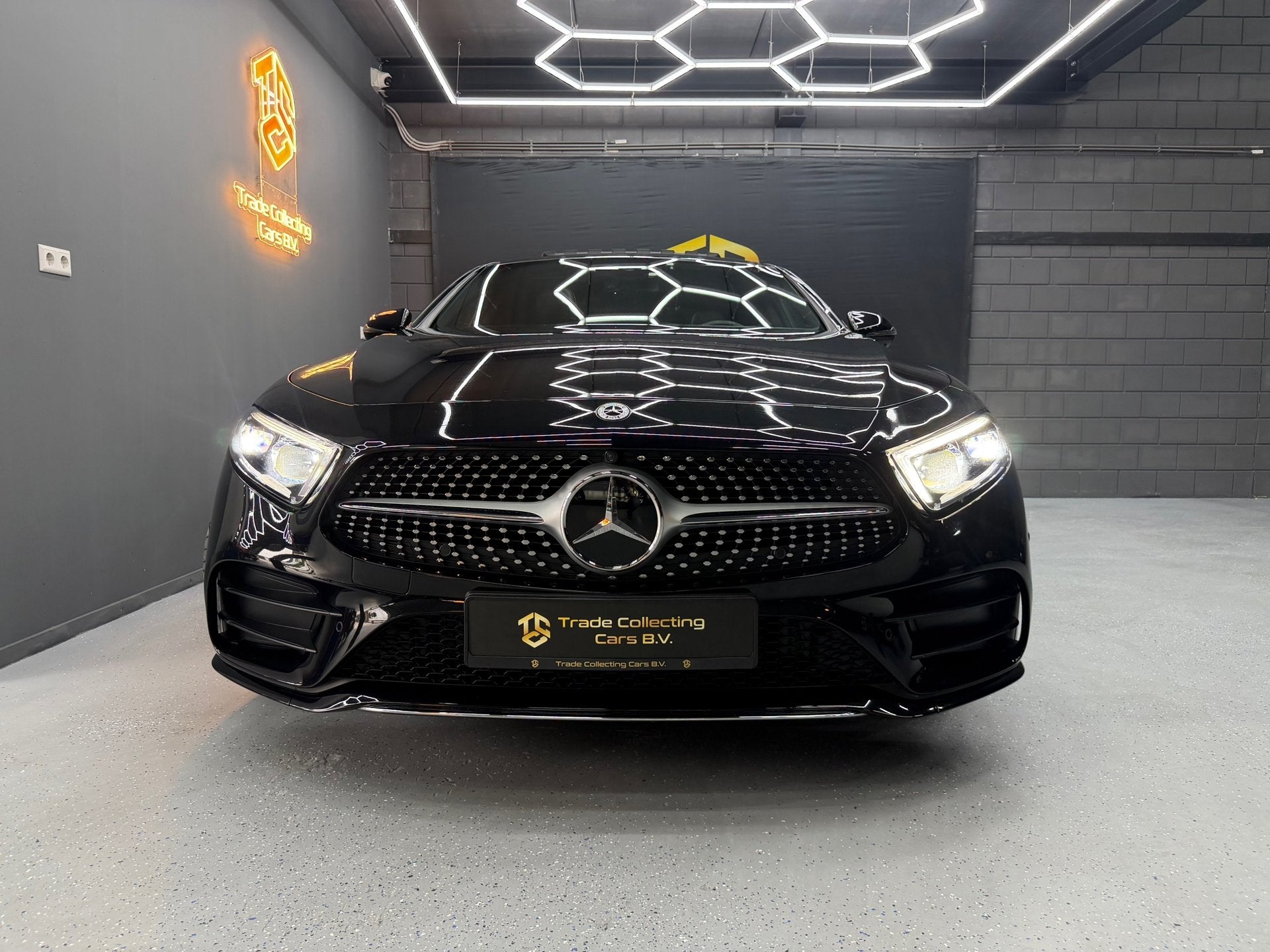 Mercedes-Benz CLS-klasse 350 d 4MATIC AMG PANO-HUP-SOFTCLOSE, Auto's, Mercedes-Benz, Automaat, Gebruikt, Euro 6, 2925 cc