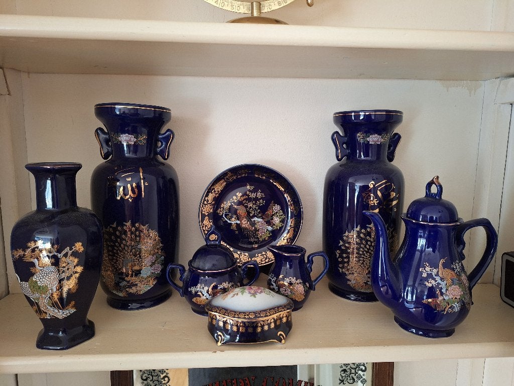 Prachtig blauw porseleinen theeservies met pauwen, Antiek en Kunst, Ophalen