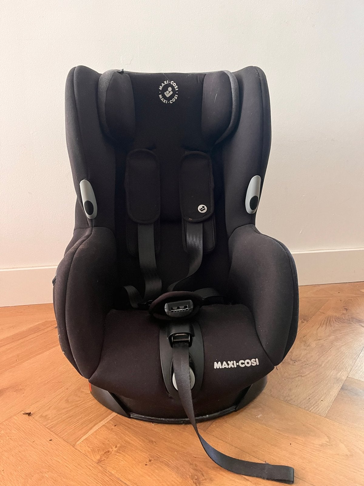 Maxi-Cosi autostoel - Zwart en comfortabel, Kinderen en Baby's, Verstelbare rugleuning, 9 t/m 18 kg, Ophalen of Verzenden, Maxi-Cosi