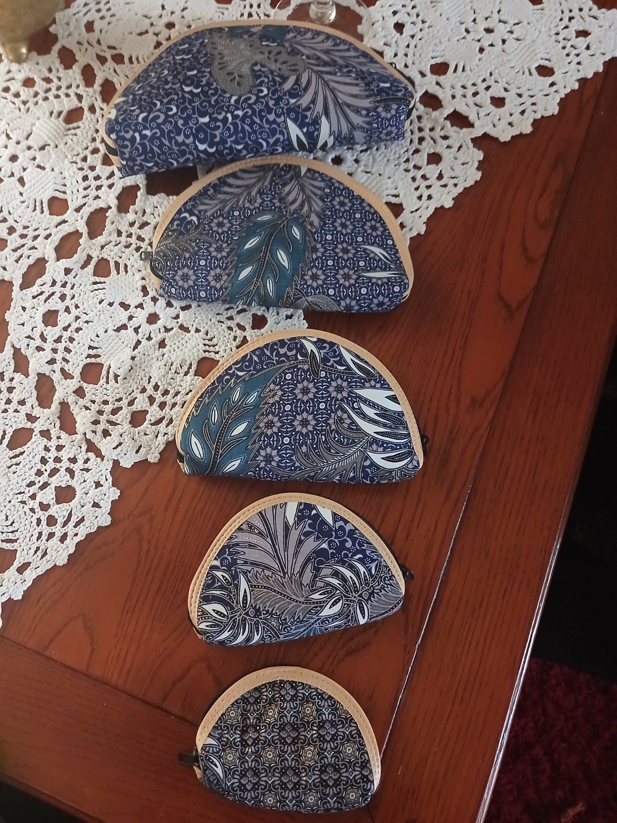 Handgemaakte Batik Portemonnees - Diverse Kleuren, Sieraden, Tassen en Uiterlijk, Ophalen of Verzenden, Nieuw, Overige kleuren
