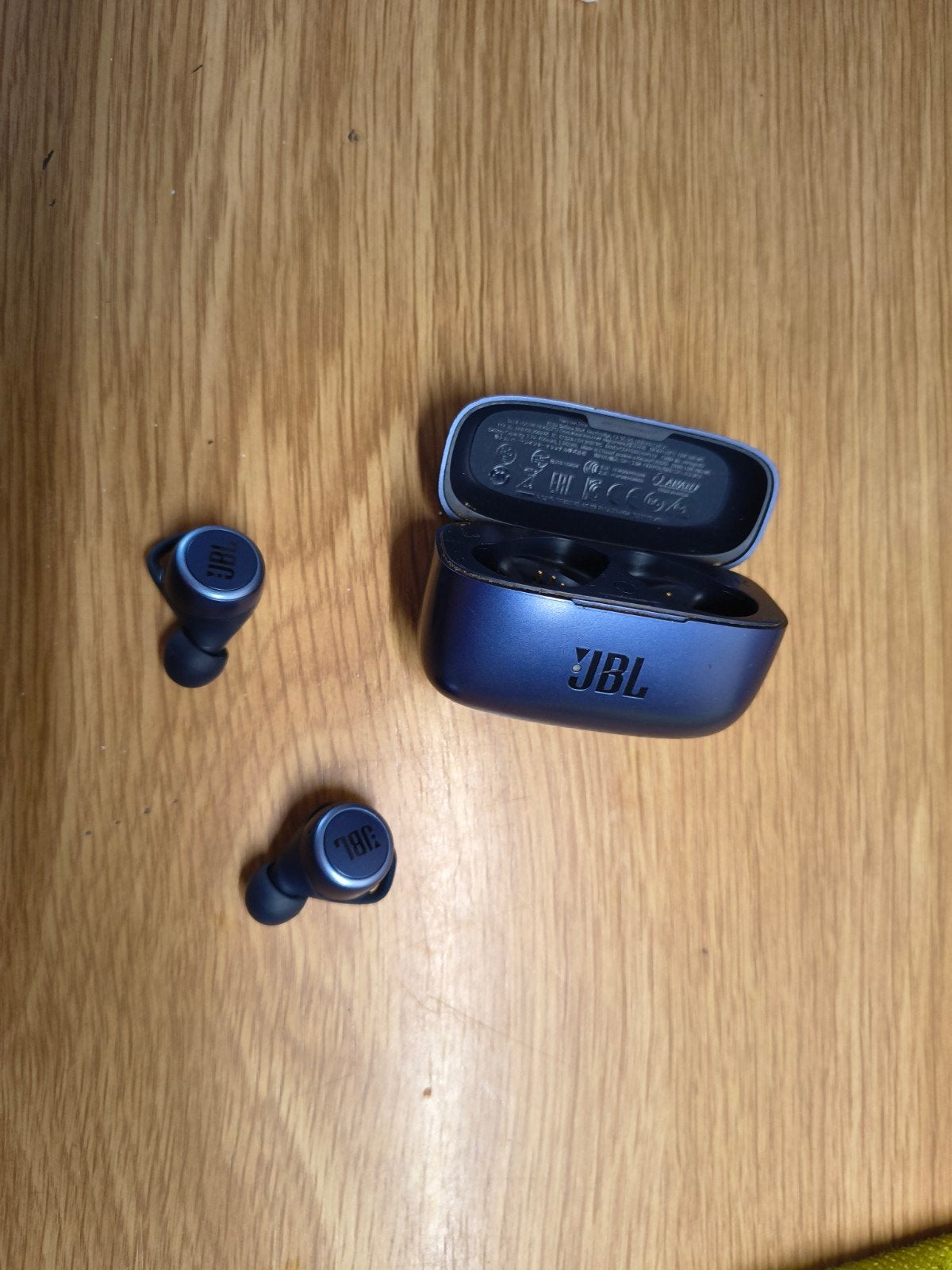 JBL Draadloze Oortjes - USB-C Oplaadbaar, In-ear, Gebruikt, JBL, Ophalen of Verzenden
