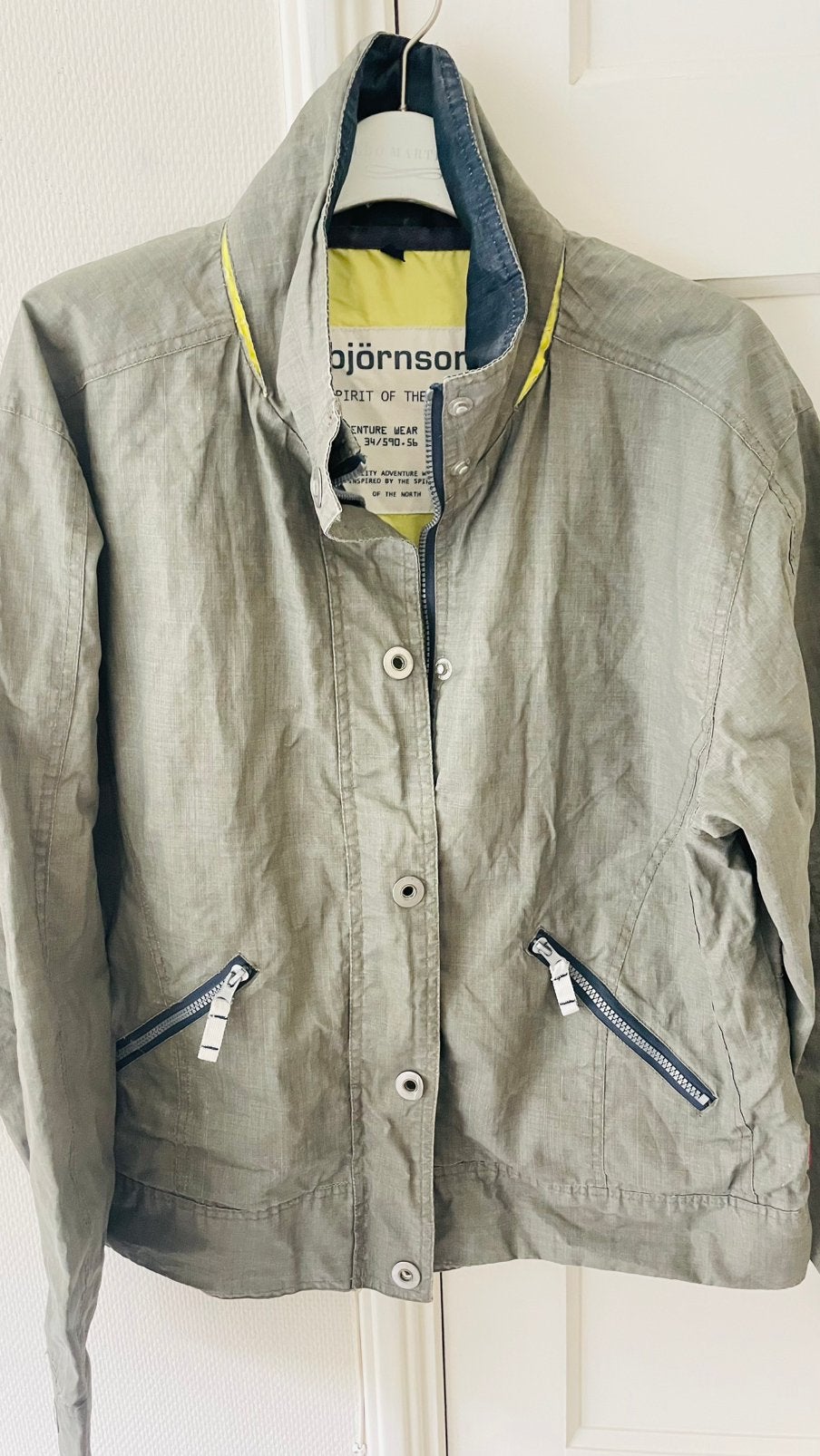 Te koop: jas, Bjornson, beige/ groen, maat 46, Ophalen of Verzenden