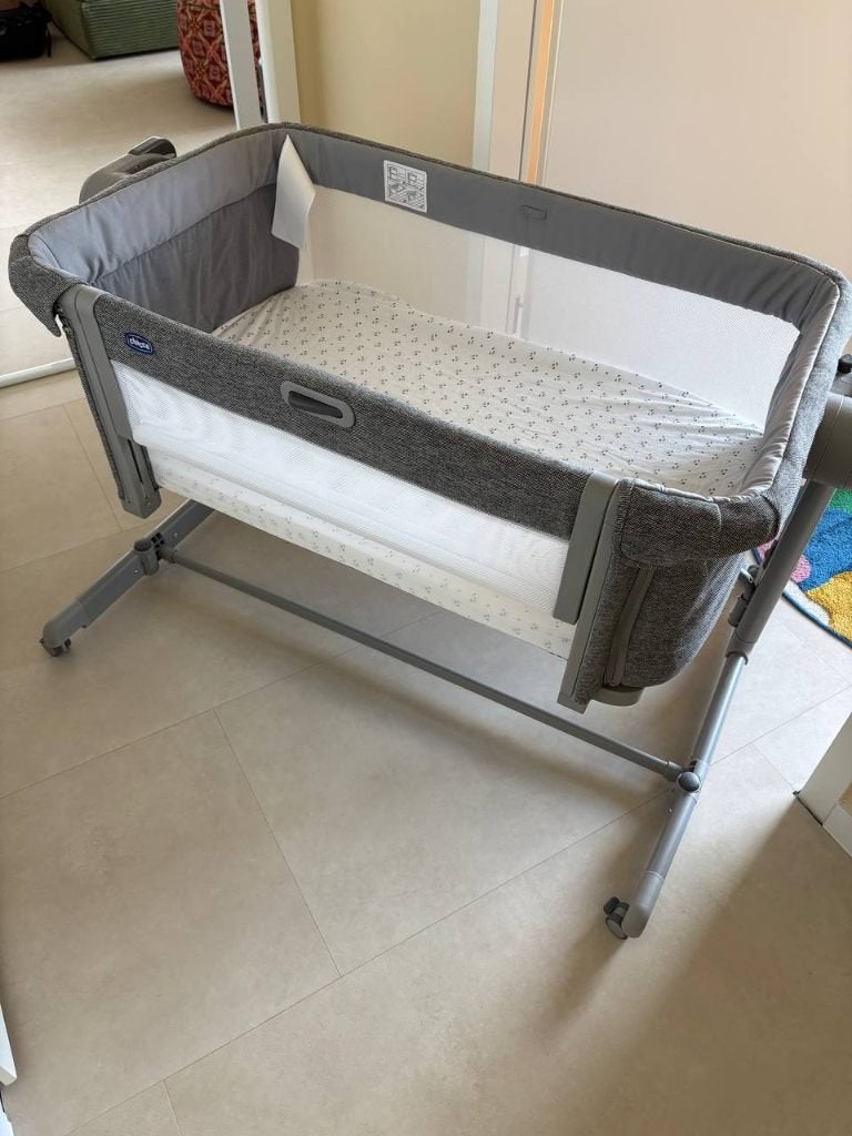 Co-sleeper Chicco Next2Me Magic Evo, Kinderen en Baby's, Babywiegjes en Ledikanten, Ophalen, Zo goed als nieuw, Wieg