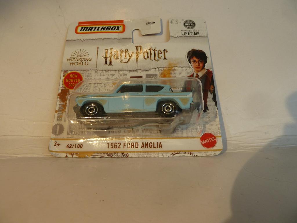 MATCHBOX: HARRY POTTER FORD ANGLIA   & >>>>MINT/BOXED !, Ophalen of Verzenden, Nieuw, Auto