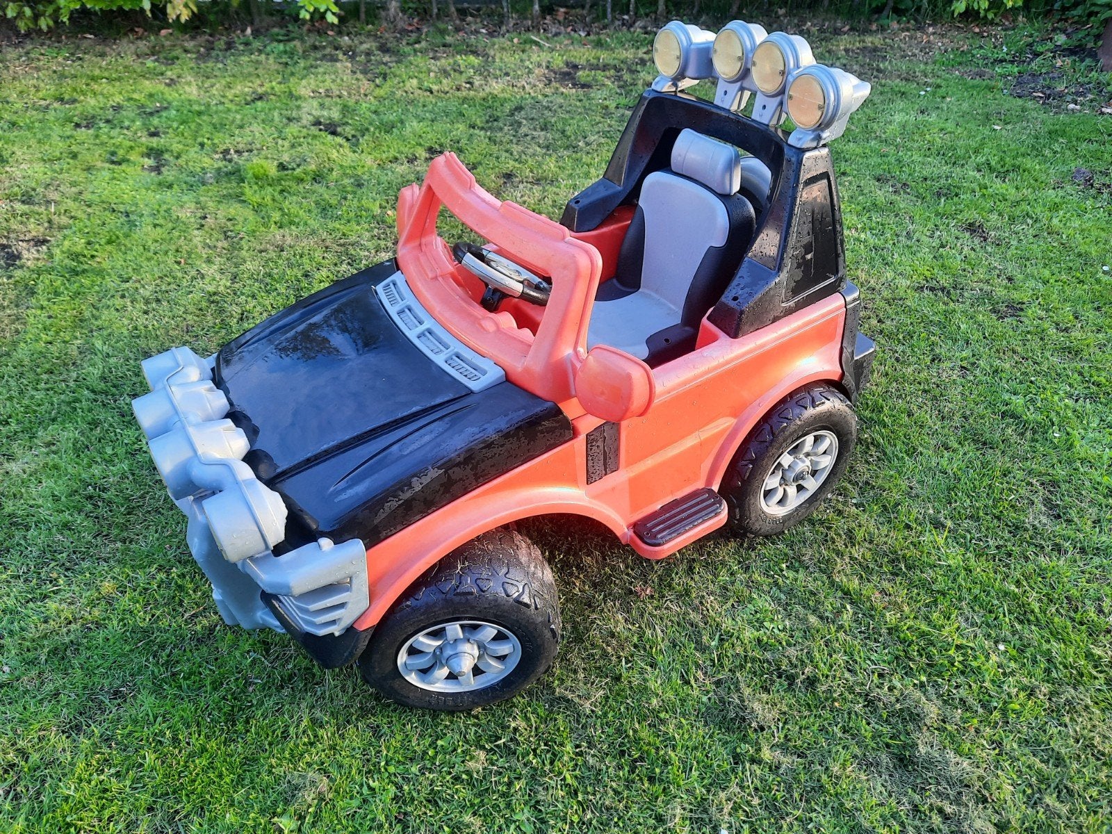 Elektrische kinderauto voor jonge avonturiers (tot 5 jr), Kinderen en Baby's, Speelgoed | Buiten | Voertuigen en Loopfietsen, Ophalen of Verzenden