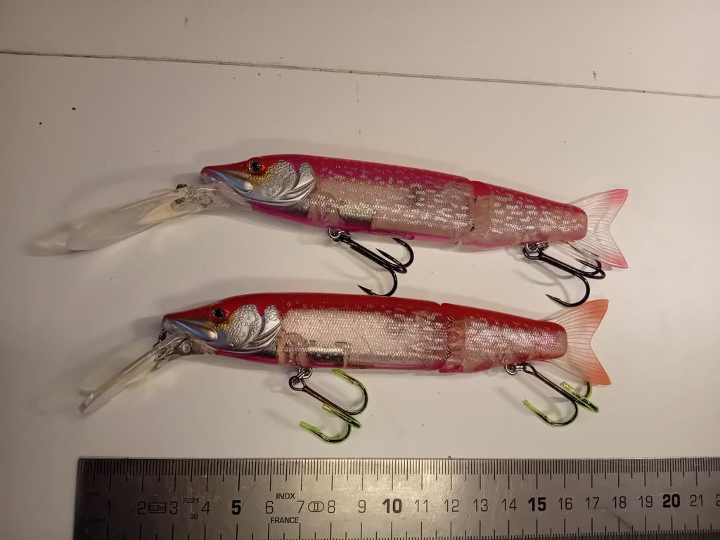 2x Spro Kanimari. Kunstaas, Watersport en Boten, Ophalen of Verzenden, Zo goed als nieuw, Overige typen