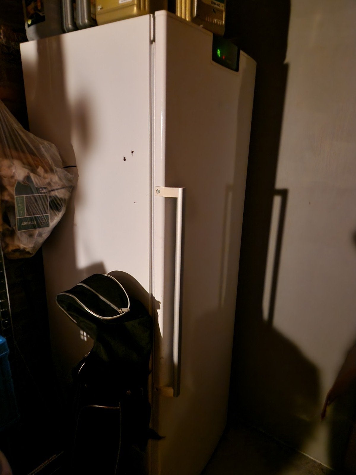 Bosch vriezer NO FROST  (kapot) - Gratis af te halen, Witgoed en Apparatuur, Vriezers en Diepvrieskisten, Minder dan 60 cm, 160 cm of meer