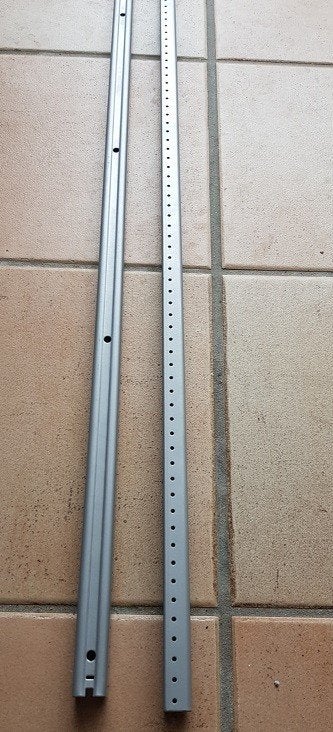 2 stuks muur/ wandrails rail 100 cm lang grijs dragers wit, Ophalen, Nieuw