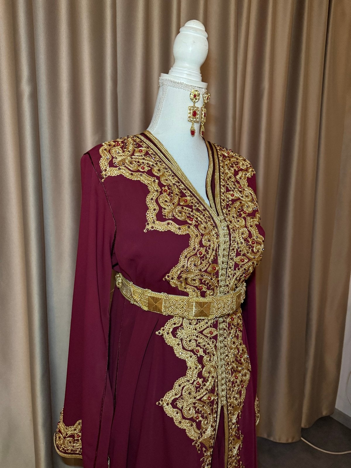 Prachtige Nieuwe Marokkaanse Takchita met Riem, Ophalen of Verzenden, Nieuw, Rood, Overige typen