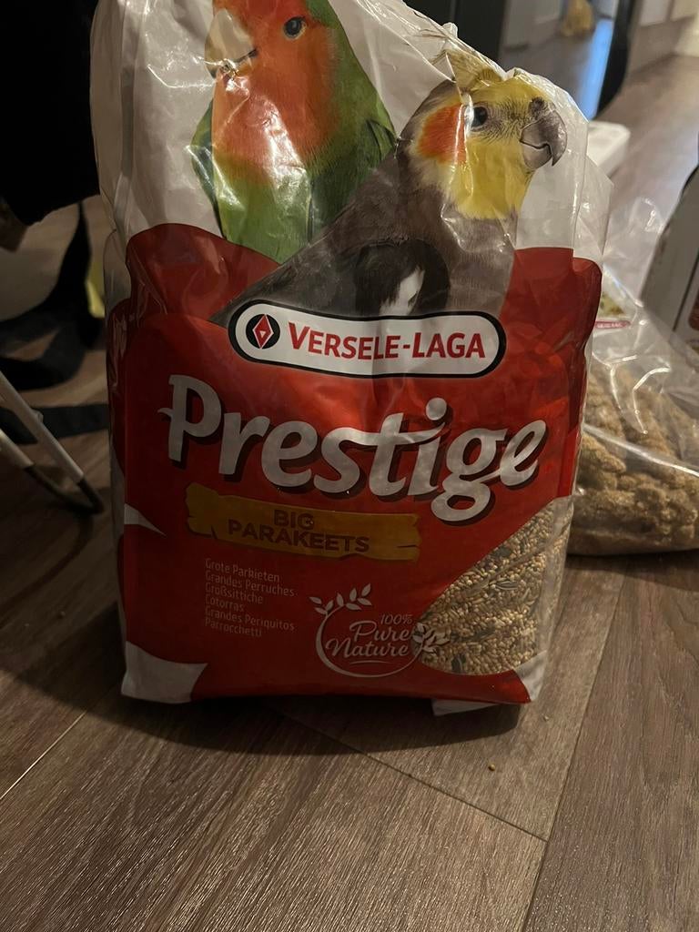 Vogelvoer, Ophalen, Hout, Vogelkooi