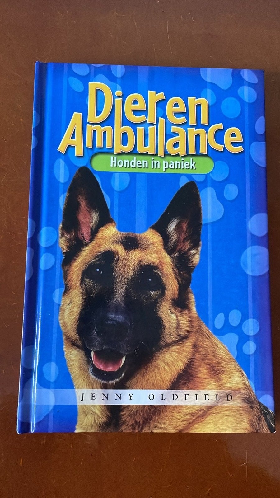Dierenambulance: Honden in paniek - Jenny Oldfield, Boeken, Ophalen, Zo goed als nieuw, Honden