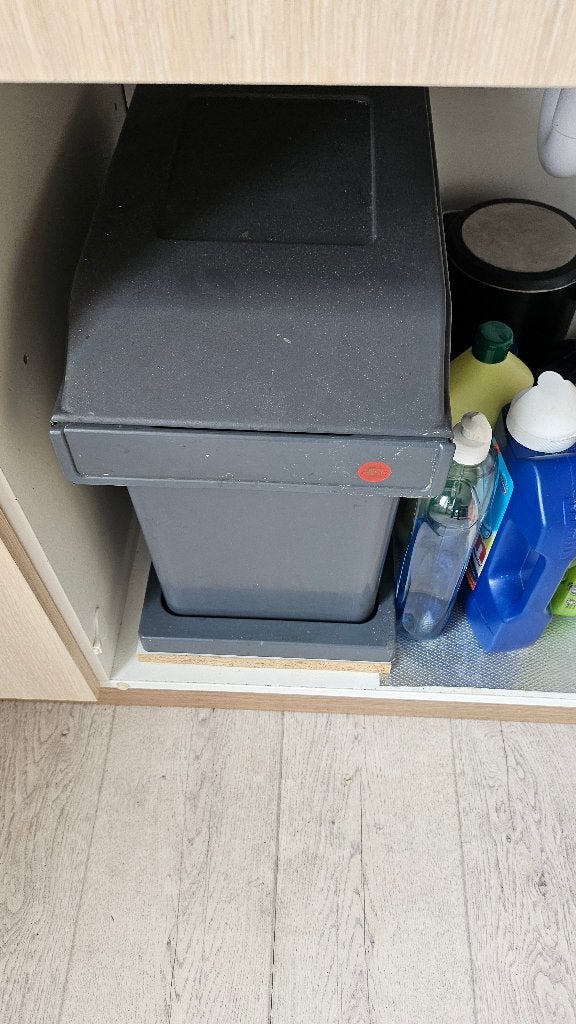 Afvalemmer 24 liter inbouw draaideurkasten., Kunststof, Ophalen of Verzenden, Grijs, Overige merken