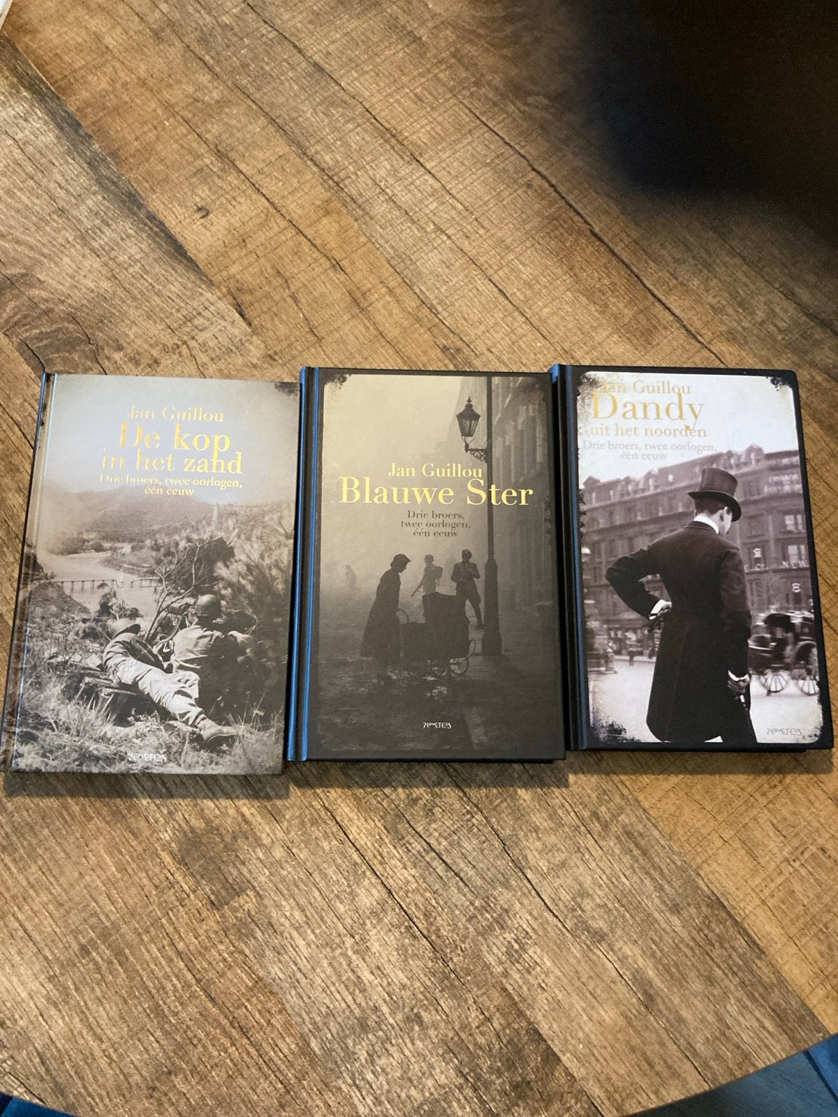 Jan Guillou - De Grote Eeuw Trilogie (3 boeken), Boeken, Ophalen of Verzenden, Zo goed als nieuw