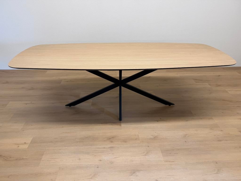 Deens ovale eettafel HPL eiken 260x100 - Direct Leverbaar