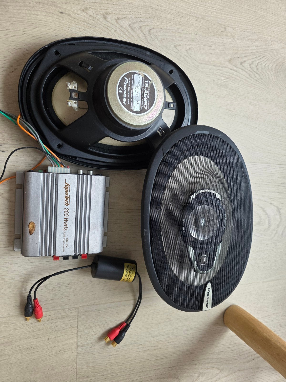 Pioneer TS-A6957 speakers met versterker en ruisfilter, Auto diversen, Ophalen of Verzenden, Gebruikt
