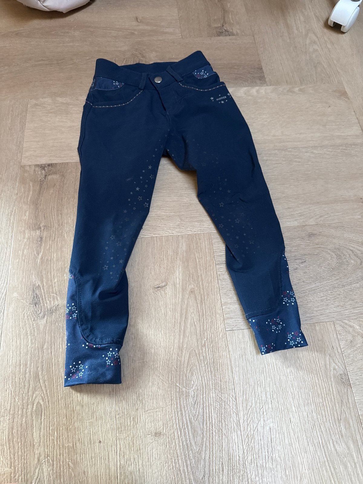 Donkerblauwe kinderbroek met sterrenprint, Ophalen of Verzenden, Gebruikt, Jongen of Meisje