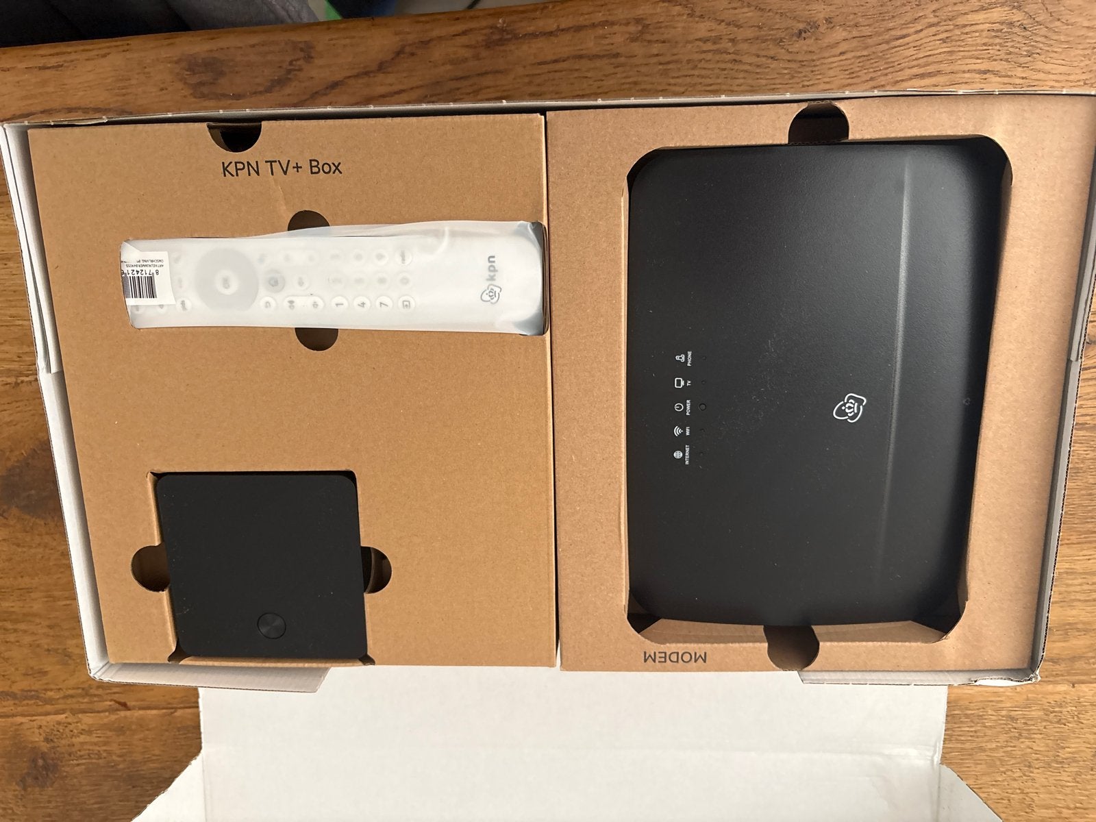 KPN Modem Box 12 en KPN TV+ Box - Compleet Nieuw in Doos, Verzenden, Nieuw, Router met modem
