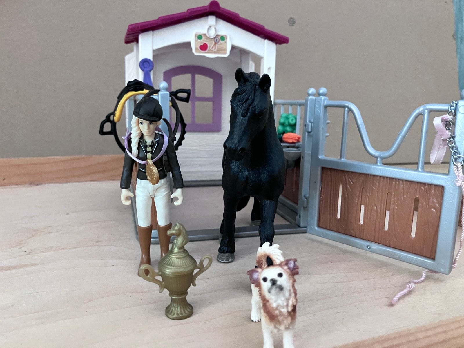 Schleich Horse Club 42437 Paardenstal Tori, Ophalen of Verzenden, Zo goed als nieuw